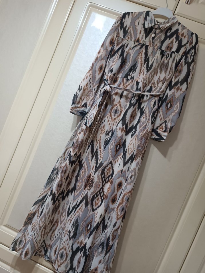 Bohem Tarz Uzun Desenli Elbise 1 kere giyildi - Görsel 3