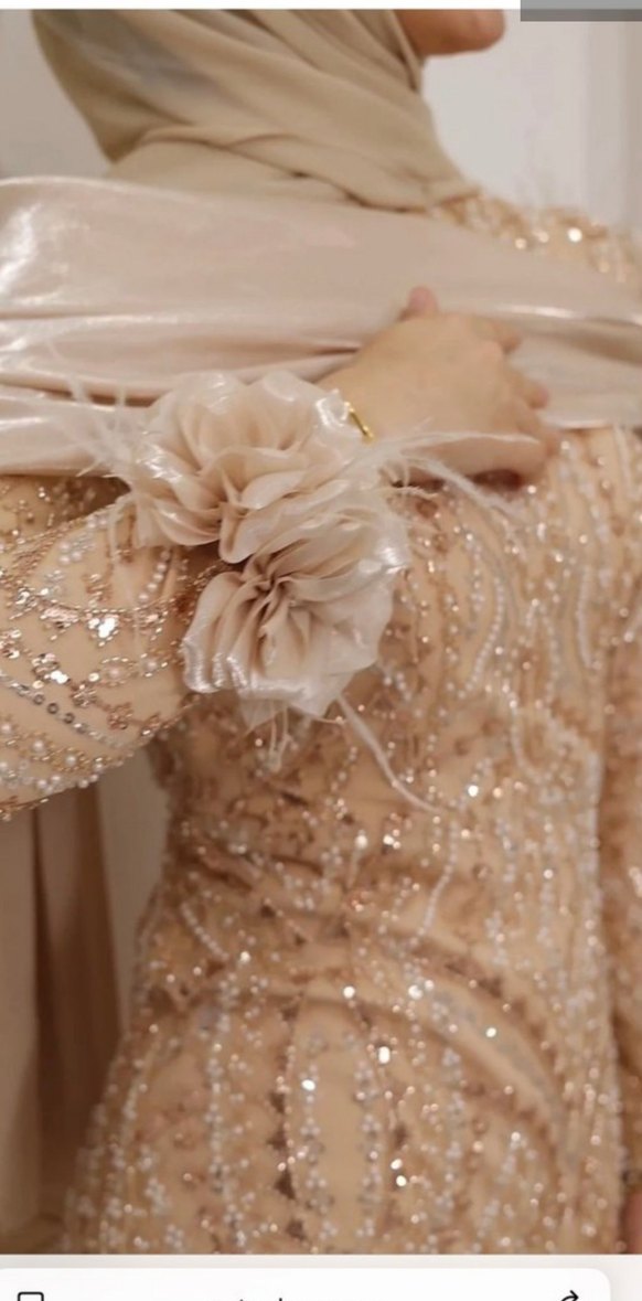 Bej boncuk işlemeli çok zarif Uzun Kollu Uzun Abiye Elbise - Görsel 3