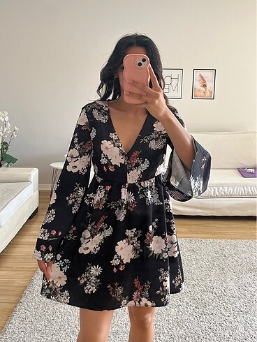 Mango Çiçekli şortlu Saten elbise
