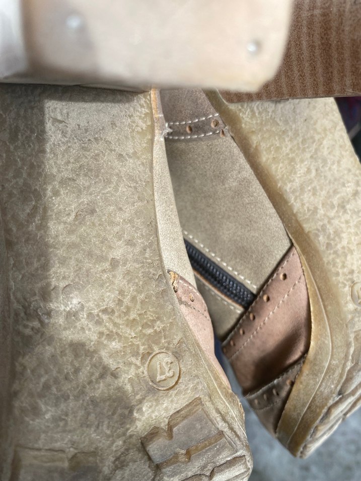 Bej Süet Dolgu Topuklu Kadın Bot - Görsel 4