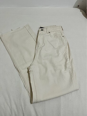Trendyolmilla ekru wide leg jean