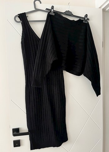 Siyah Uzun Fitilli Triko Elbise - Görsel 3