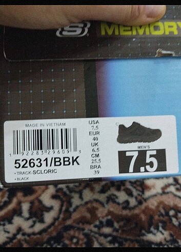 40 Beden Skechers sıfır ayakkabı