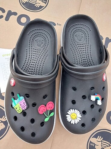 39 Beden CROCS