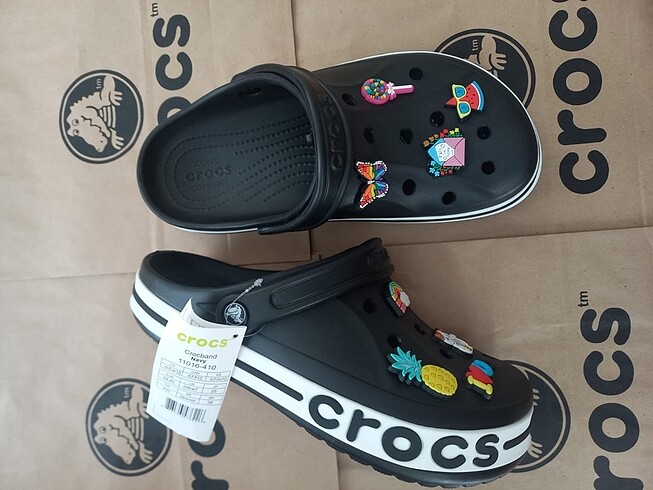 Crocs CROCS