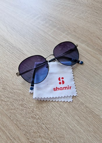 Mavi Parlak Minimalist Kadın Güneş Gözlüğü
