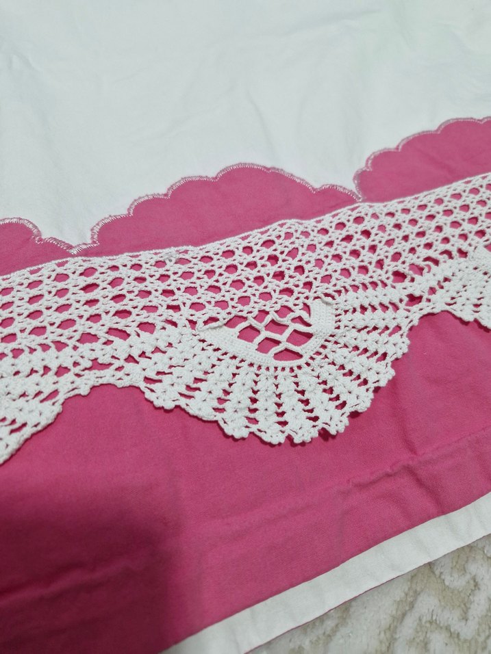 Pembe Nakışlı Nevresim Takımı - Görsel 2