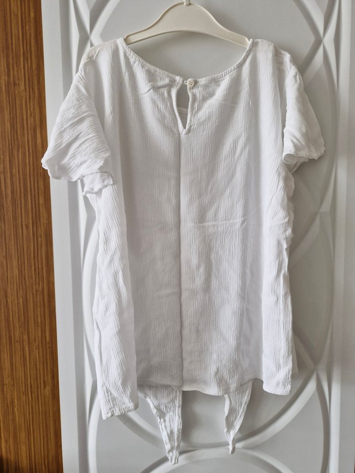 Beyaz Kadın Kısa Kollu Bluz - Görsel 2