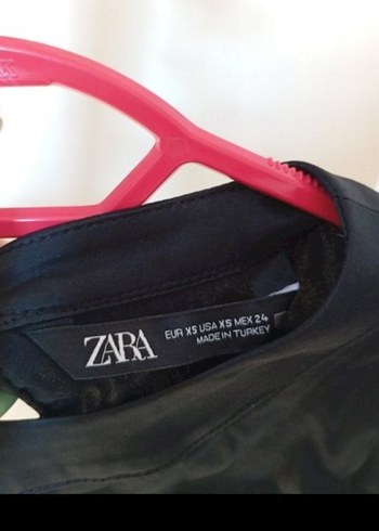 siyah saten yeni Zara marka arkadan bağlamalı mini üst - Görsel 5