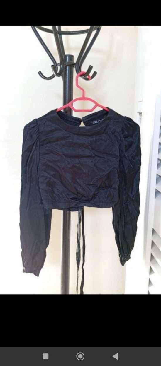 siyah saten yeni Zara marka arkadan bağlamalı mini üst - Görsel 5