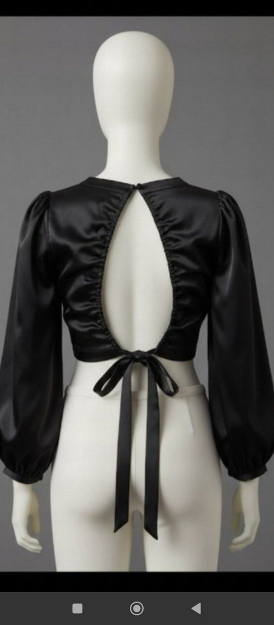 saten arkası açık mini üst yeni çok güzel - Görsel 3