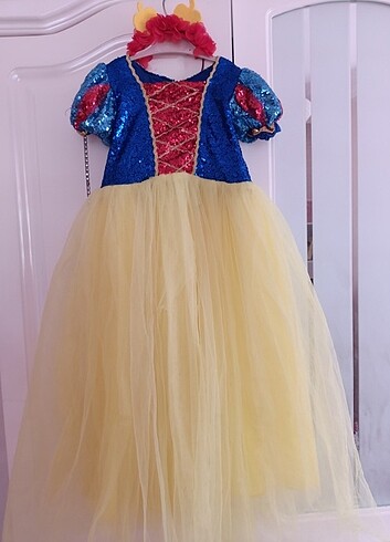 Walt Disney World Pamuk prenses elbise 