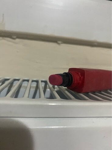 Beden Chanel kırmızı ruj