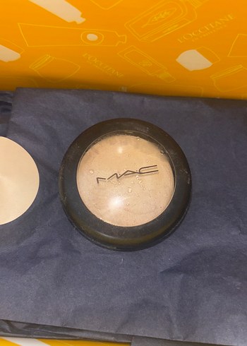 İnci Renkli Krem Baz Mac aydınlatıcı - Görsel 2