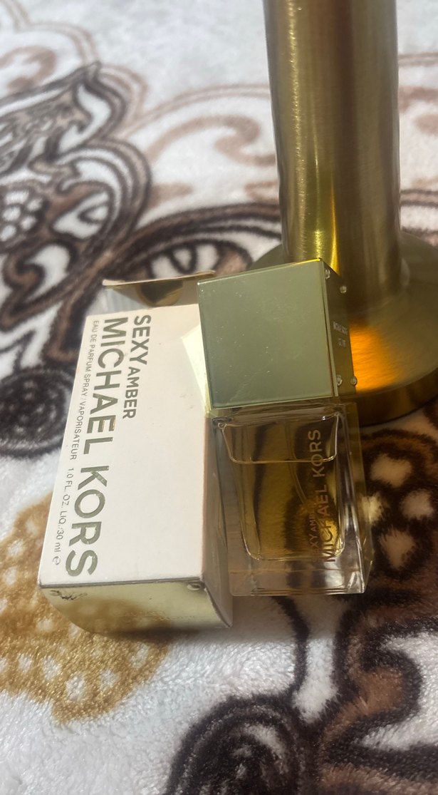 Michael Kors Sexy Amber Kadın Parfümü - Görsel 2