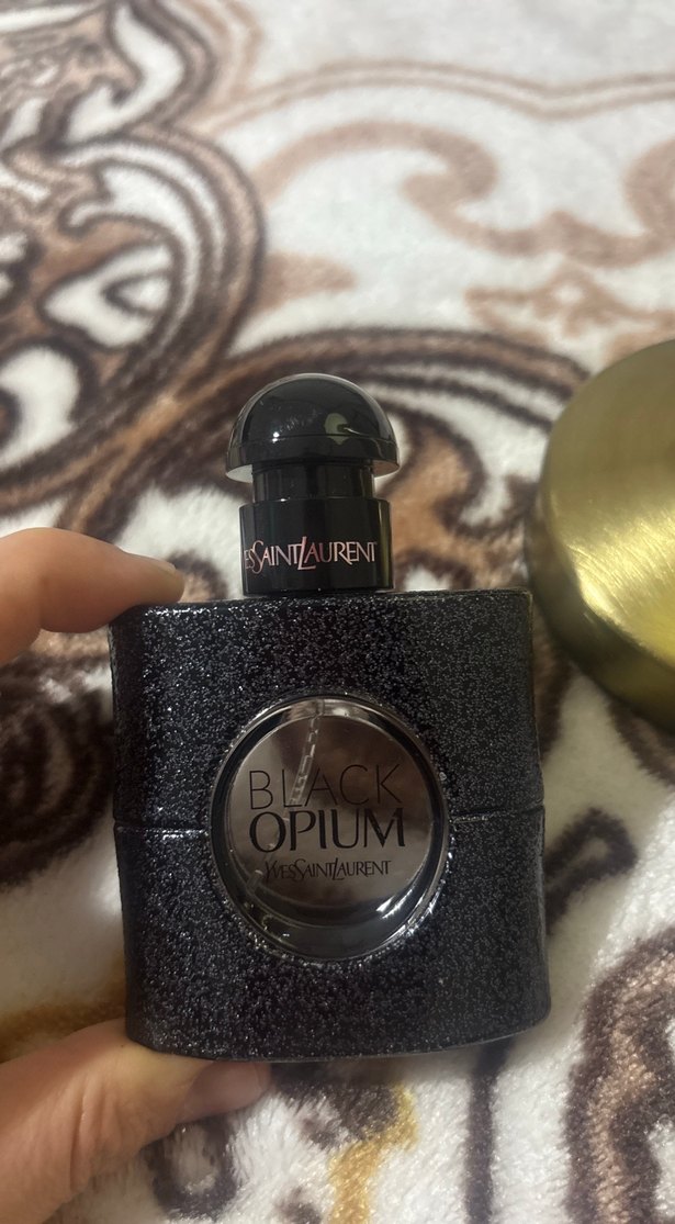 Yves Saint Laurent Black Opium Kadın Parfümü - Görsel 2