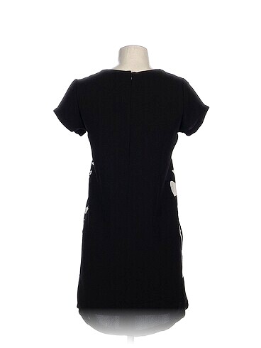 36 Beden PreLoved Kısa Elbise %70 İndirimli.