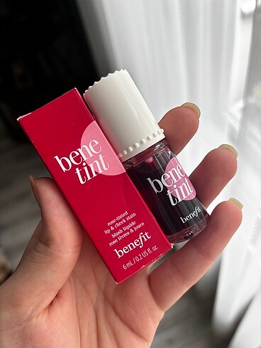 Benefit Cosmetics Benefits cosmetics