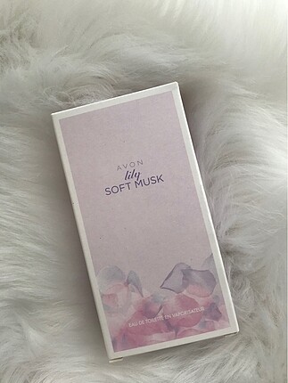 Avon lily soft musk kadın parfüm