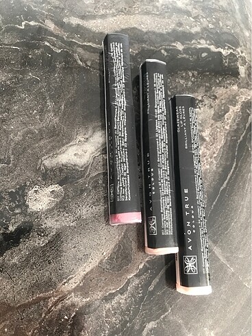 Avon gloss