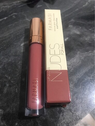 Farmasi nude gloss