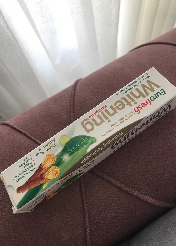 Farmasi 2 siyah maske 2 balm, diş macunu,2 kapatıcı - Görsel 2