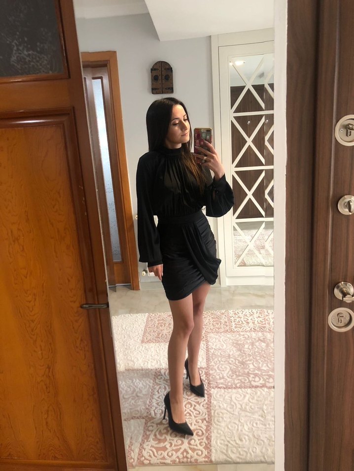 Siyah Drapeli Mini Tasarım elbise - Görsel 2