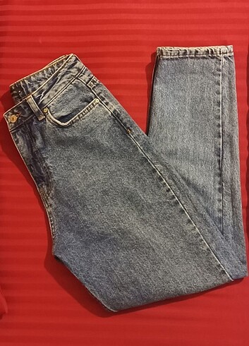 MOM JEAN