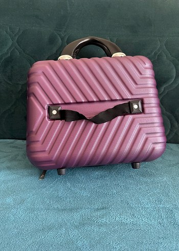 Mor Fermuarlı Makyaj Valizi - Görsel 5