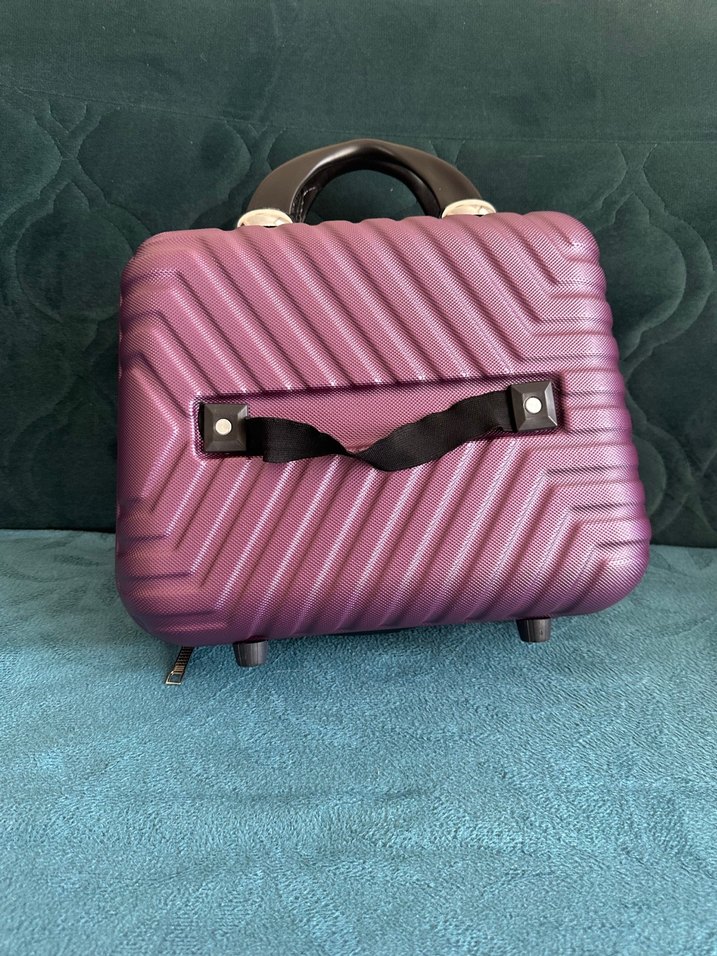 Mor Fermuarlı Makyaj Valizi - Görsel 5