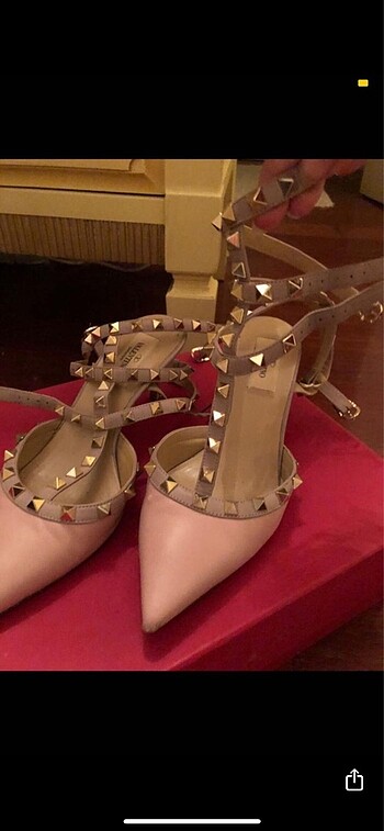 Valentino Valentino Pembe Pudra Deri Topuklu Ayakkabı