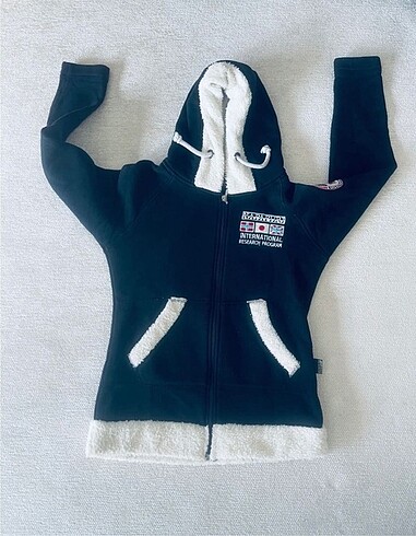 Napapijri Napapijri nin şahane modeli