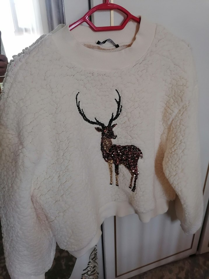 Beyaz Nakışlı Peluş Kadın Sweatshirt - Görsel 2