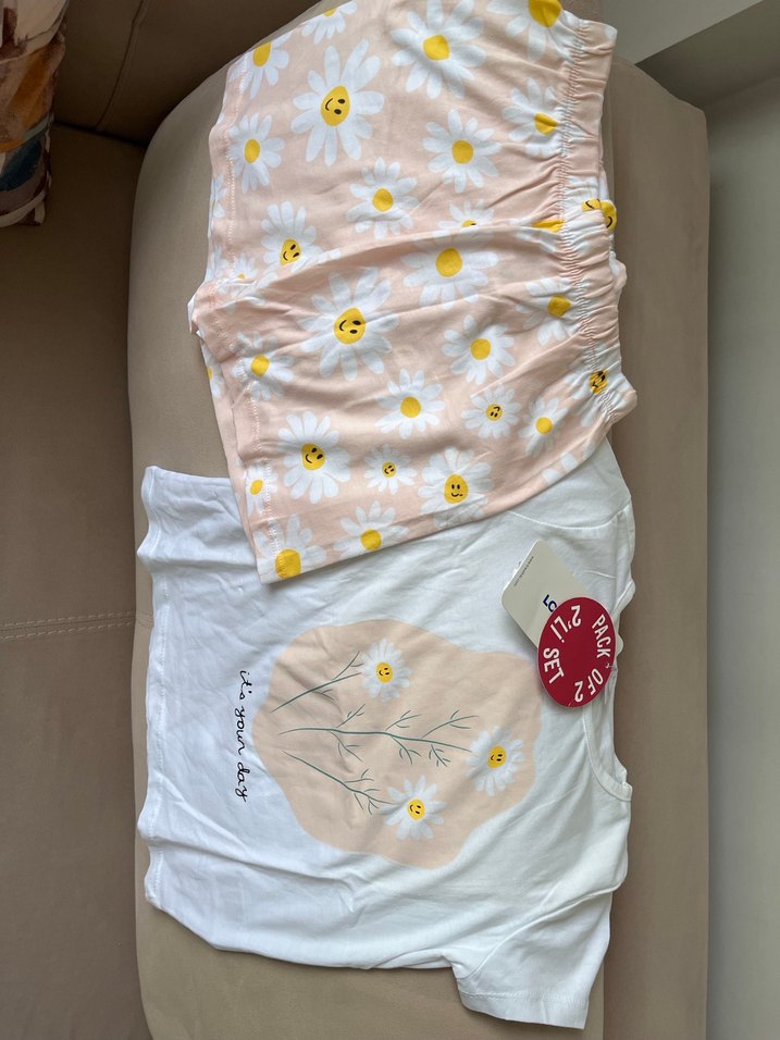 4-5 yaş lcw etiketli pijama takım - Görsel 3