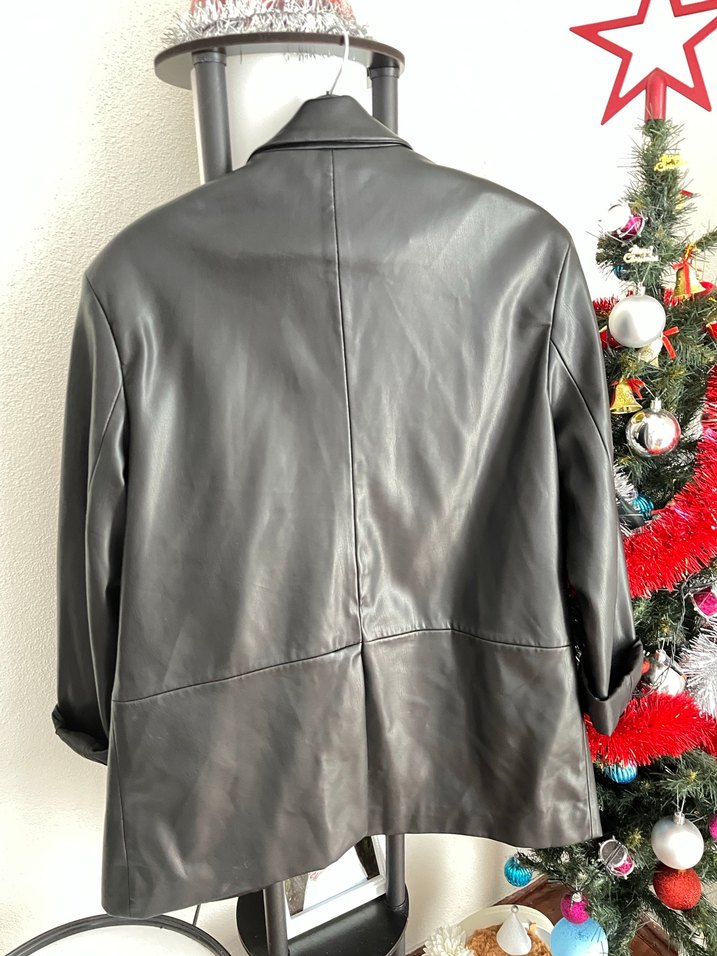 Düğmeli Siyah Deri Kadın Ceket - Görsel 3