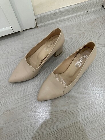 Zara Kısa topuklu ayakkabı