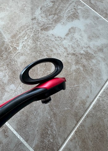 Kırmızı Siyah konserve açacağı  Makinesi - Görsel 3