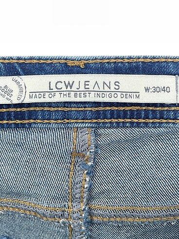 30 Beden mavi Renk LC Waikiki Jean / Kot %70 İndirimli.