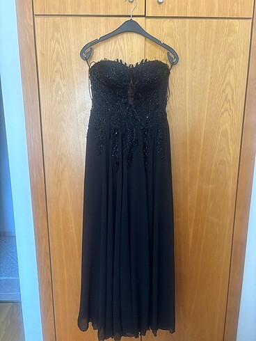 Alfabeta Siyah islemeli abiye lenta moda