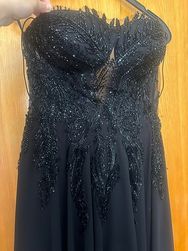 38 Beden Siyah islemeli abiye lenta moda