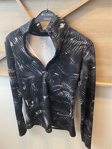 Nike sweat