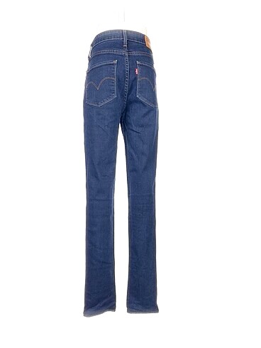 universal Beden Levis Skinny %70 İndirimli.