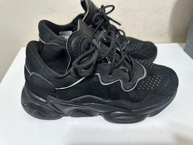 Adidas Adidas Ozweego çocuk 35 ayakkabısı