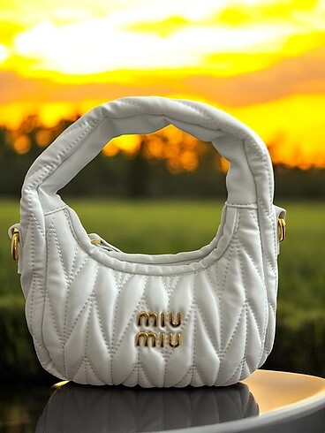 Miu Miu Çanta