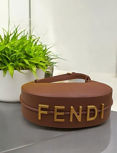 Fendi Çanta