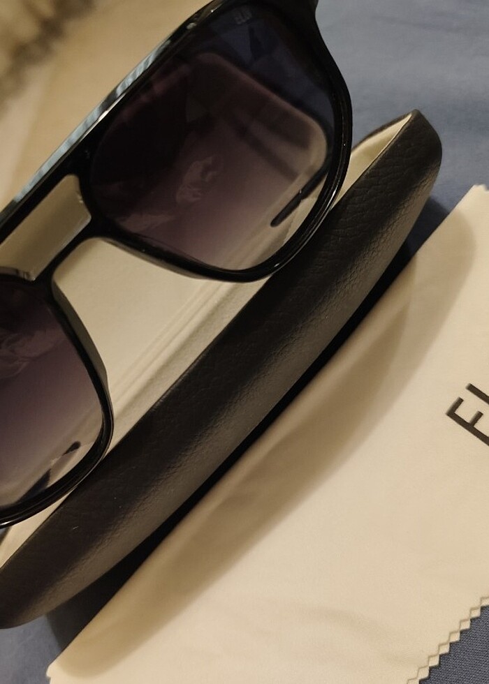 Güneş gözlüğü ELOI mert optikten 1499 tl ye alındı - Görsel 4