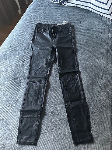 Stradivarius Mumlu Pantolon