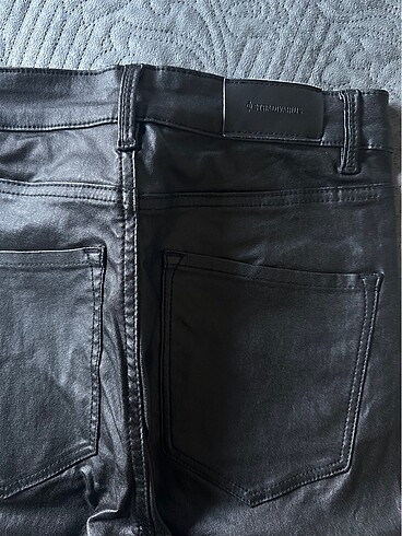 36 Beden siyah Renk Stradivarius Mumlu Pantolon