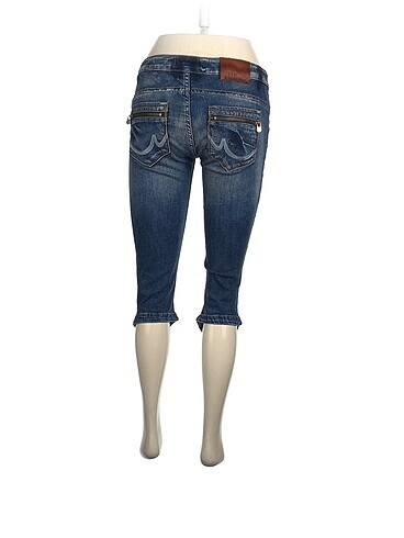 29 Beden LTB Jean / Kot Şort %70 İndirimli.