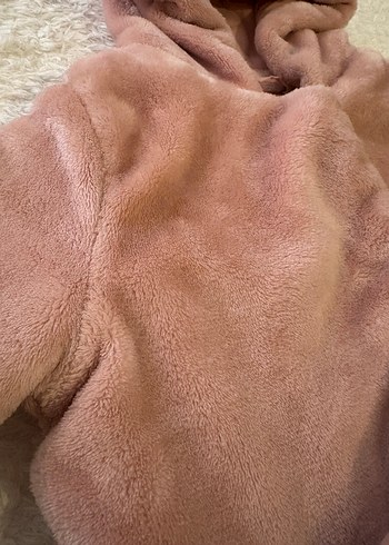 Kız Çocuk Pembe Kapüşonlu Peluş Mont - Görsel 2